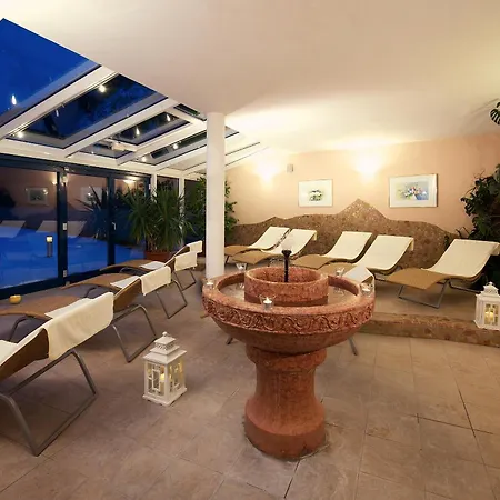 Rauriserhof 4 Sterne Superior Отель Раурис